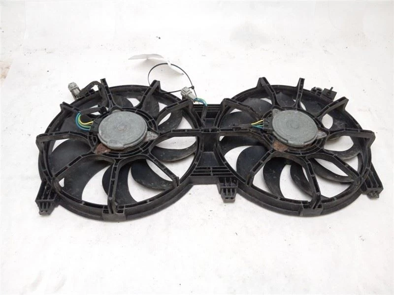 MOTOR VENTILADOR RAD COND PARA NISSAN ALTIMA 2016-2018 Foto 2 de 4