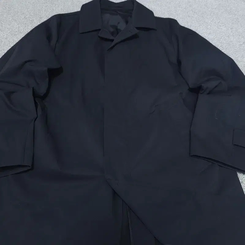 Uniqlo L Trench Coat Men’s Vintage Style