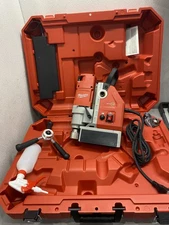 Milwaukee 13 Amp 1-5/8" Electromagnetic Drill Kit With Pilot Pins 4272-21