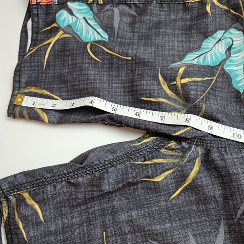 Boys BILLABONG Board Shorts Youth Size 22 Surf Beach Swim - Picture 8 of 15
