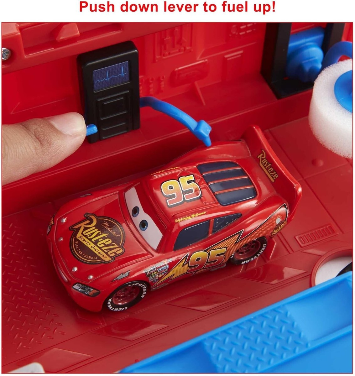DISNEY PIXAR CARS TRANSFORMING MACK PLAYSET 2 IN 1 GUIDO HDC75