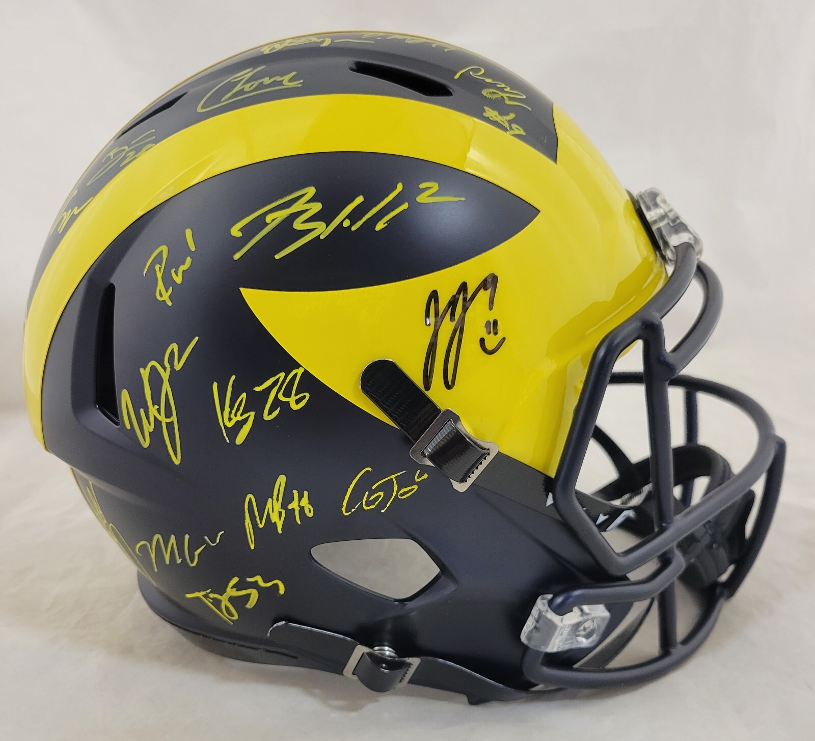 MICHIGAN WOLVERINES SIGNED SPEED REP HELMET - JJ McCARTHY, BLAKE CORUM