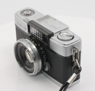 Near Mint ] OLYMPUS Pen D Half Frame Camera w/ Zuiko 32mm F1.9