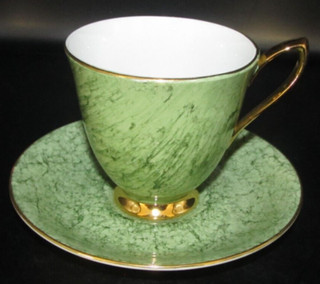 Bone China Teacup/saucer Set Royal Albert Gossamer Made In England Green Gold
