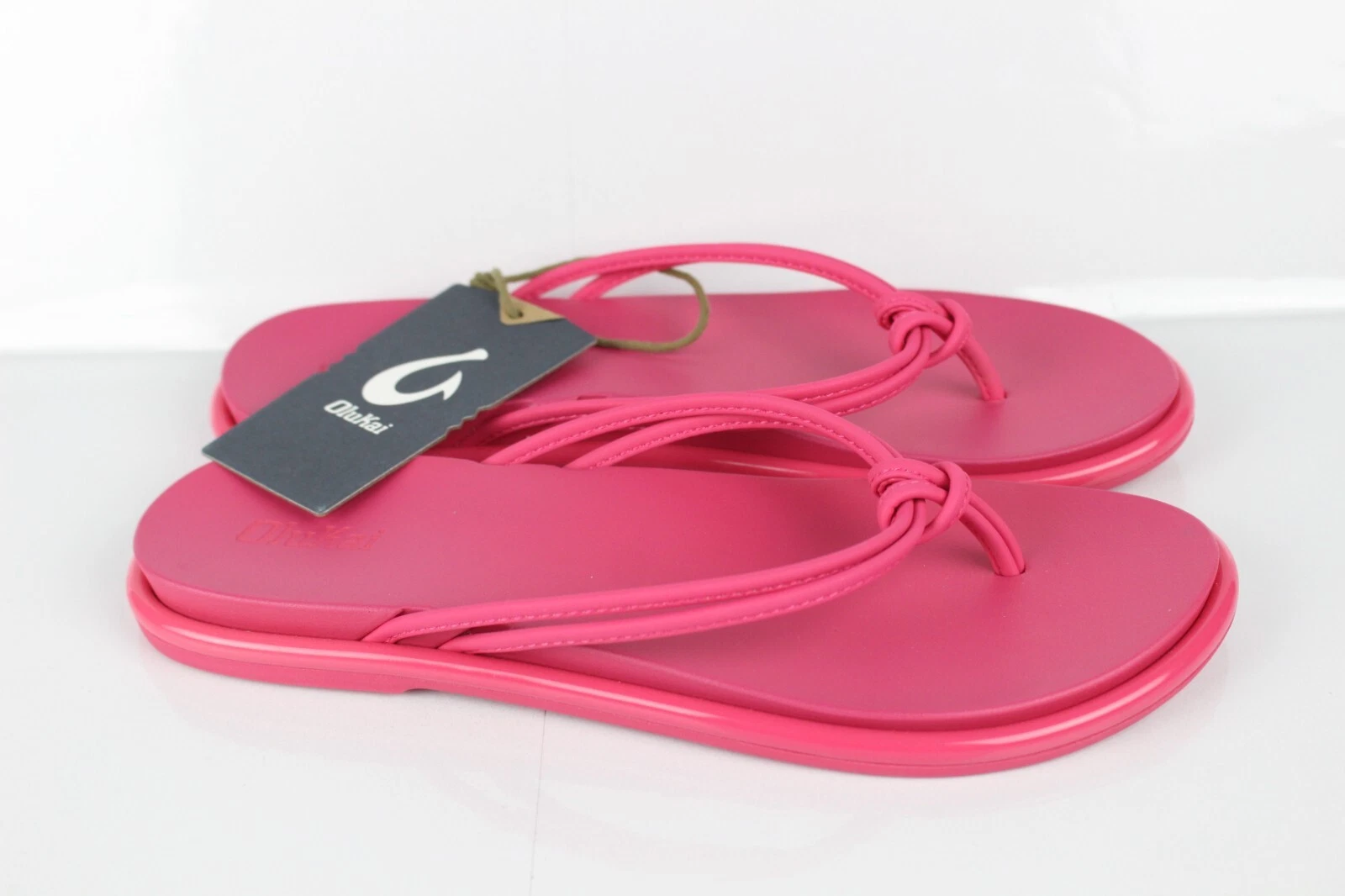 Olukai Women's AKA Flip Flop Sandals 2 Strap Pink Plumeria Cushioned
Opens in a new window or tab