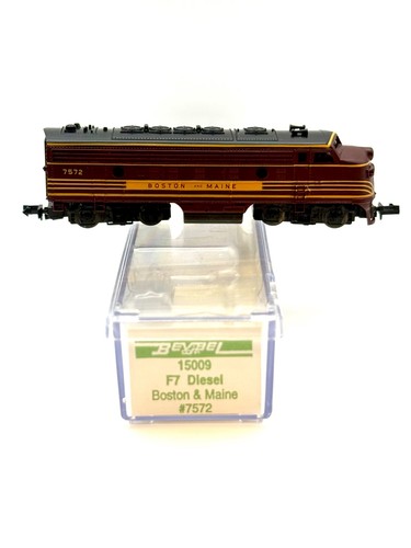 Locomotora RARA NIOB N BEV-BEL/realista 15009 EMD F7A Boston y Maine B&M #7572 | Zustand: New