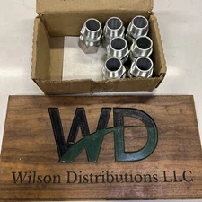 Box Of 7 Crouse Hinds CGB396 SA Straight Body Male Thread Cord Fitting 1in