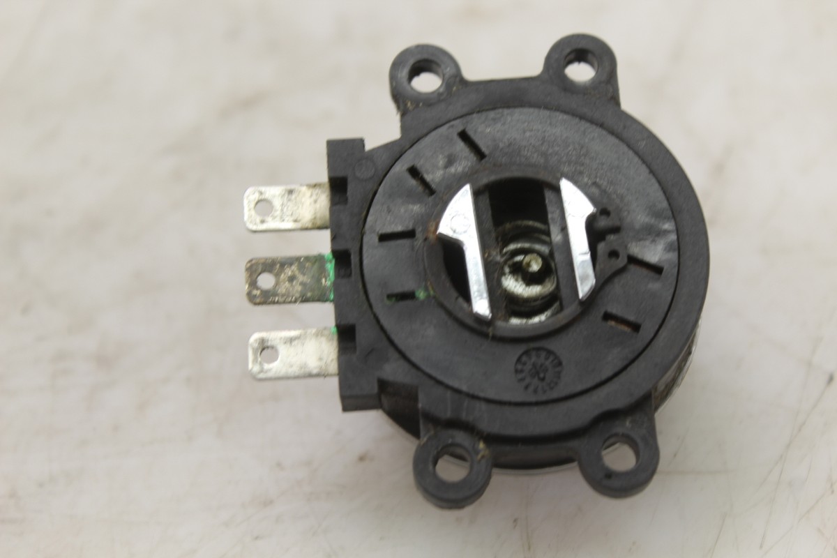 のけ 08-13 Harley-davidson Dyna Ignition Lock W Key 71559-06c | eBay