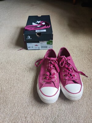 Converse Chuck Taylor All Stars Size Wine/Burgundy Colour