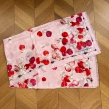 ALEXANDER McQUEEN petal motif scarf 138cm x 138cm From Japan