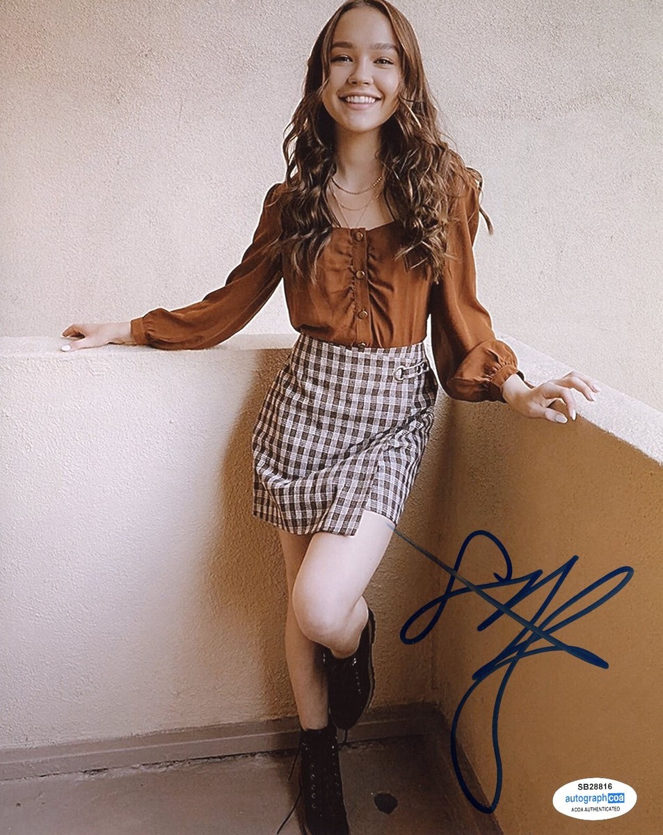 Sadie Stanley Sexy Autographed Signed 8x10 Photo ACOA | eBay