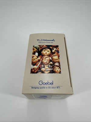 #ad HUMMEL GOEBEL FIGURINE Little Fiddler Boy 2 4 0 3quot; Tall #426 1984 TMK6 $9.95