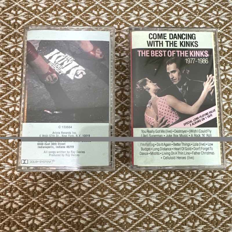 2 Cassette Tape Lot By The Kinks Come Dancing Best Of The Kinks 1977-1986