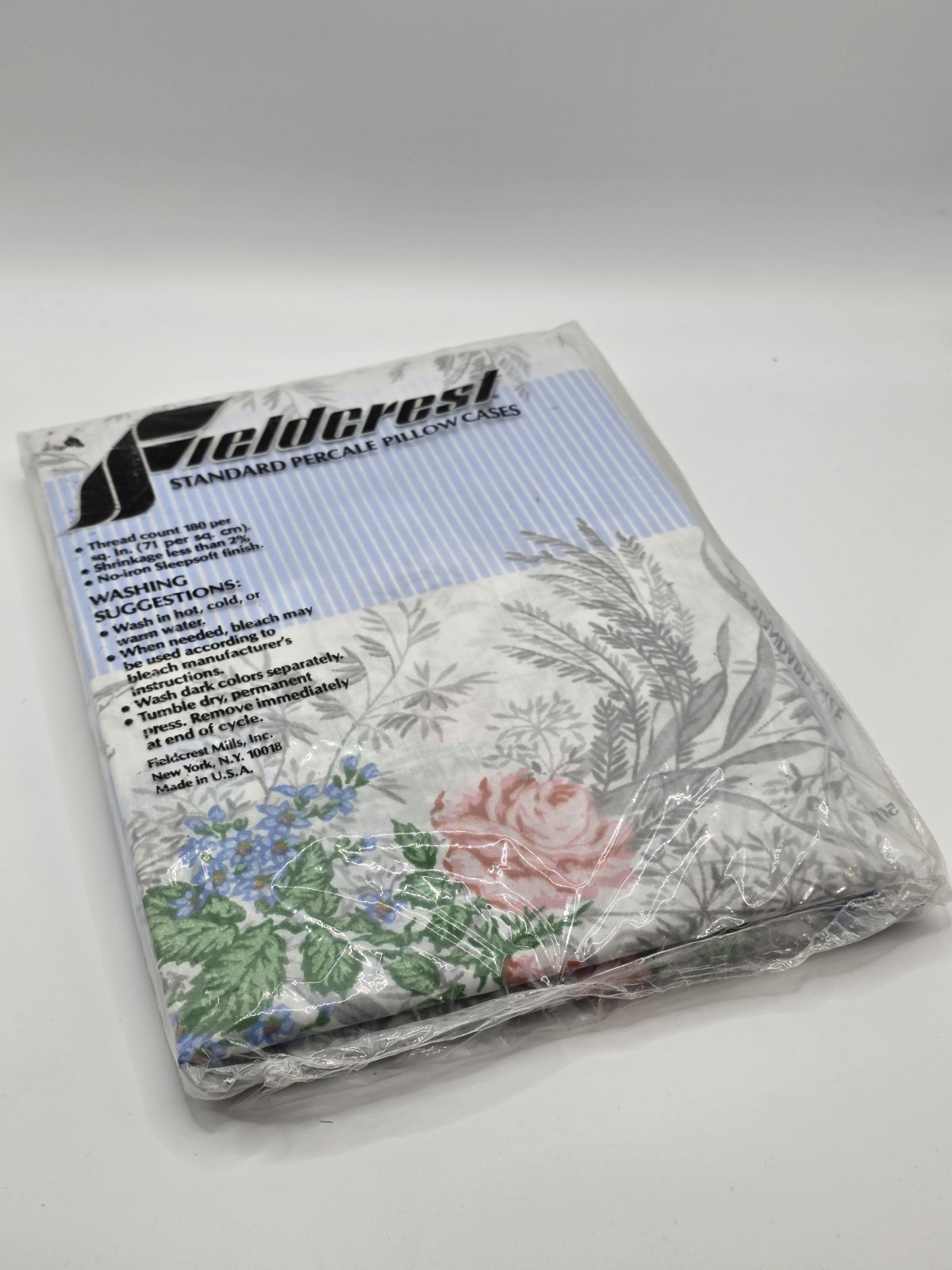 Vintage Fieldcrest Standard Size Pillowcases Poly/Cotton Floral Pattern NEW