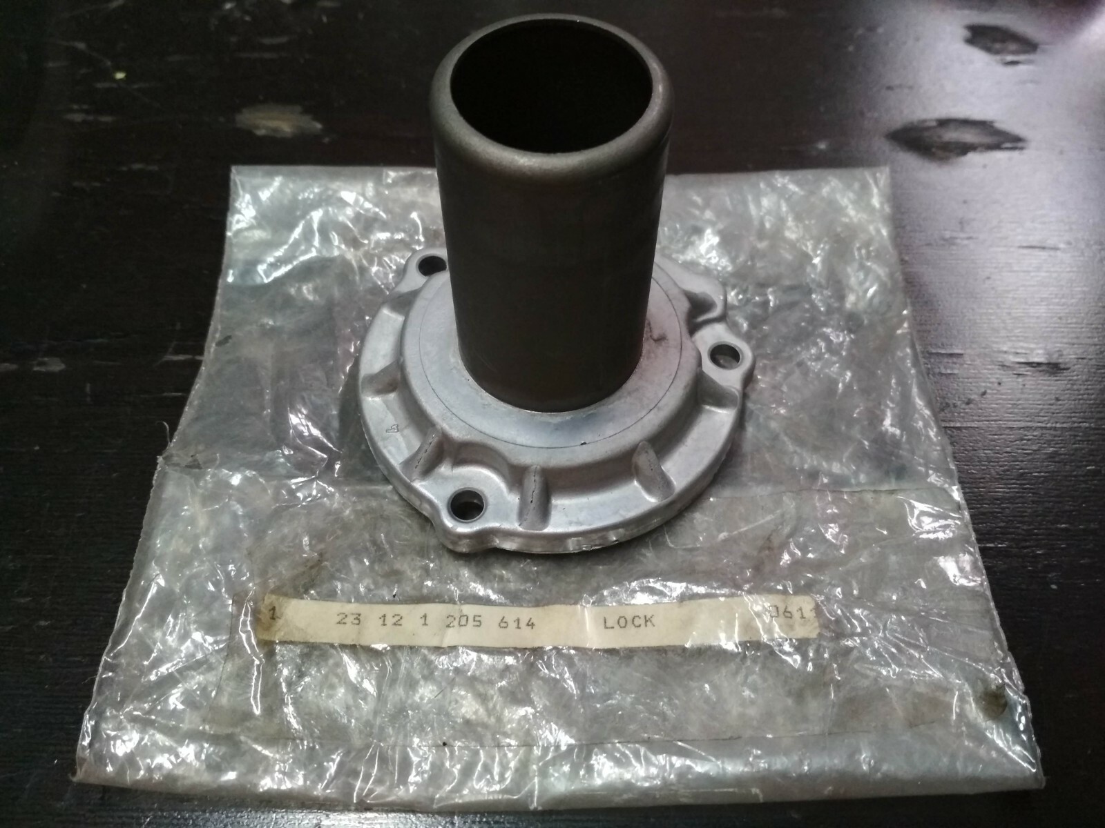 BMW E10-E21-E30-E28-E12 gearbox guide bush !NEW! GENUINE  