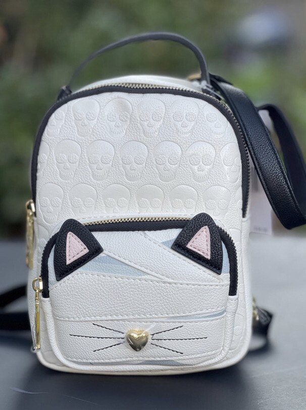 Betsey Johnson Halloween Mummy White Cat Cross Body Kitsch  display picture 2