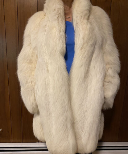 white fox fur coat - Afbeelding 1 van 7