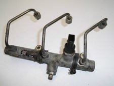 VW Phaeton 3D Kraftstoffverteiler Einspritzleiste Verteilerrohr Links 059130089D
