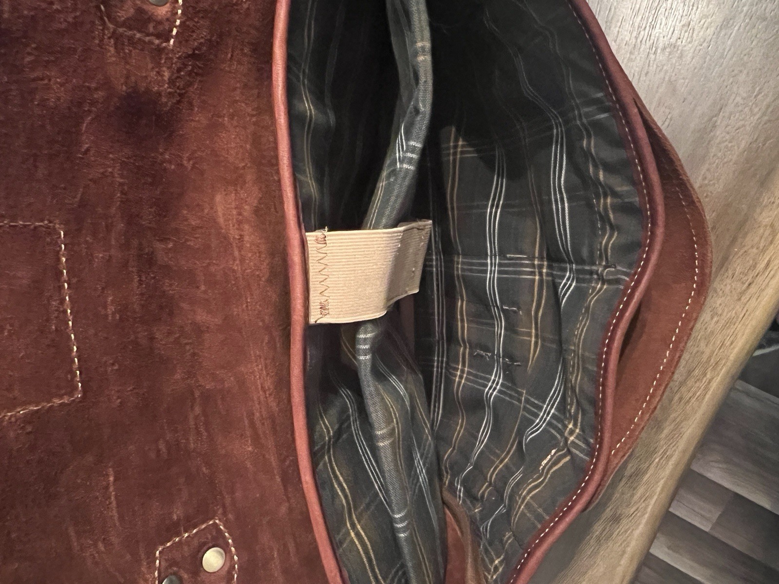 Duluth Trading Company Brown Leather Messenger Bag image 8