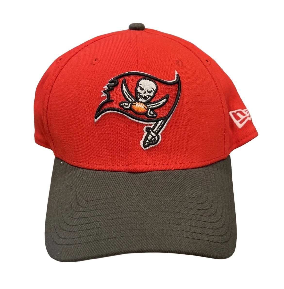 NFL Tampa Bay Buccaneers キャップ 赤　New Era Tampa Bay Buccaneers Basic 9FIFTY Snapback Hat – New Era Cap