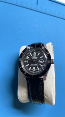 Chateau Sportsmen Diver Watch Men's Black Broad Arrow Swiss Manual Wind