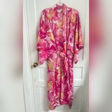 Natori vintage floral pink and red luxury robe Size M 299