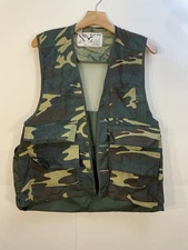 Vintage Duck Bay Woodland Camo Vest Medium Game Pouch Padded Shoulder