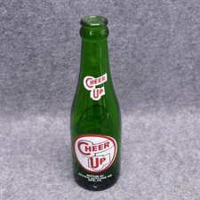 Cheer Up Crown Bottling Erie PA Green Glass Pop Soda Bottle 7oz Pyroglaze 1950s
