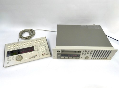 TASCAM DA-38 Digital Audio Tape Multitrack Recorder w/ RC-848 Remote Control - Picture 2 of 17