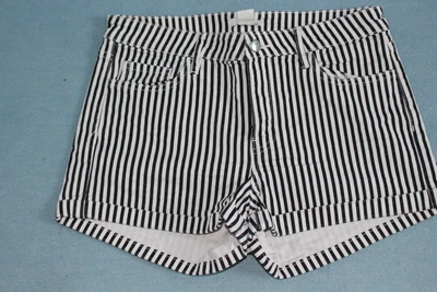 *H&M* hübsche schwarz-weiße  Damen -Shorts/ Hot Pants   Gr. 38 - Bild 1 von 3