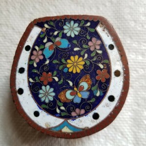 Antique Chinese GOOD LUCK HORSESHOE Gilt Copper Cloisonne SNUFF TRINKET BOX
