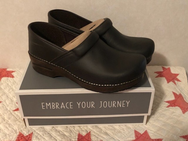 dansko oil rubbed clogs