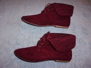 red boots size 8