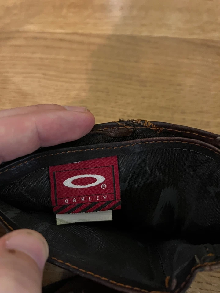 Cartera de cuero Oakley Archive vintage plegable marrón coleccionable rara hecha en EE. UU. Foto 2 de 4