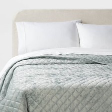 Full/Queen Luxe Diamond Stitch Velvet Quilt Light Teal Green -