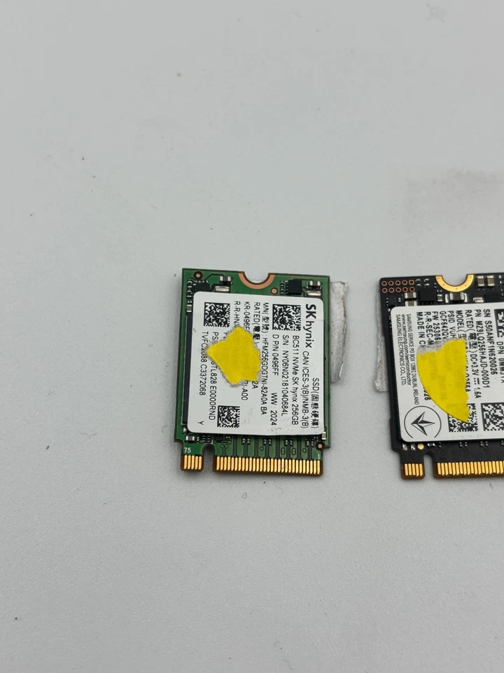 LOT OF 2 - 256GB 2230  - SSD M.2 NVMe 1 Notch Mixed Brands WD/HYNIX/SAMSUNG !!!! - Image 2 of 4