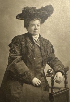 Antique Cabinet Card Photo Woman Fancy Feather Hat Jacket