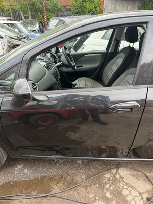 Fiat Grande Punto Mk3 Door Passengers Nearside Front Black 876/A 5 Door 05-18