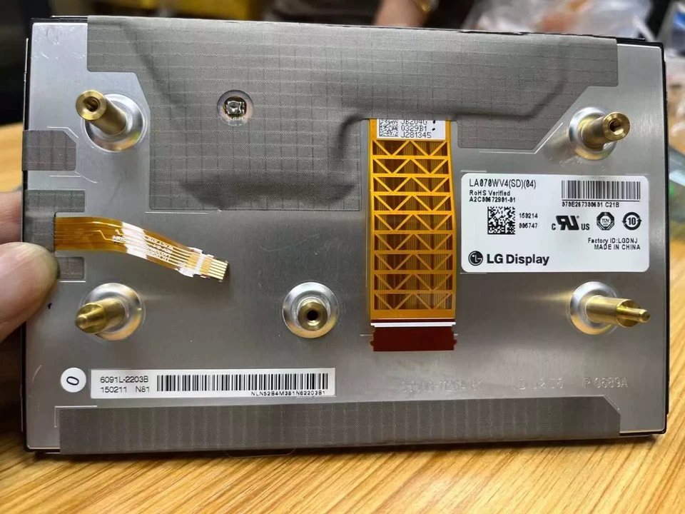 7''inch LA070WV4-SD04 LA070WV4 (SD)(03) LA070WV4-SD05 LCD Display Screen Panel - Image 2 of 2