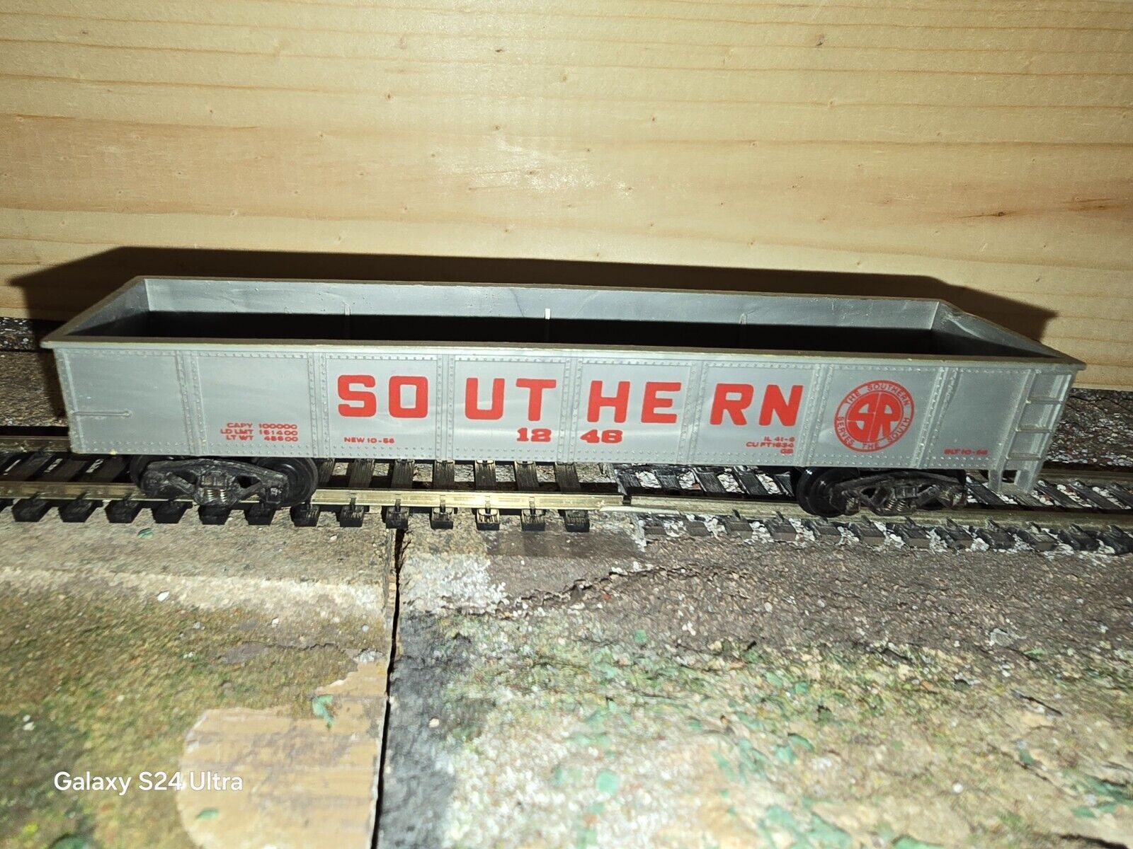Picture 5 of 6