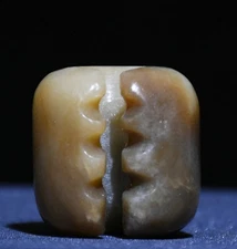 1" Old Chinese Dynasty Natural Hetian Jade Carving Bead Sculpture Statue