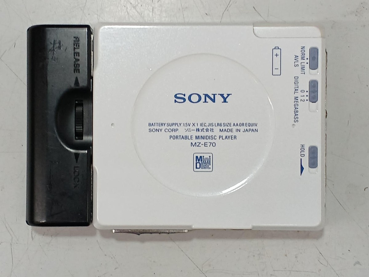 SONY MDウォークマン MZ-E70 Sony MZ-E70 Walkman Minidisc Player body only jp | eBay