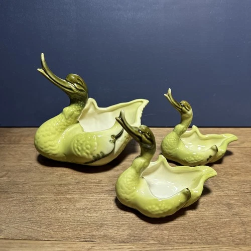 Vintage Mid Century Hull Pottery Swan Planter #80 Set Of 3