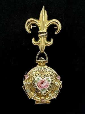 Vtg Coro Pegasus Fleur De Lis HEART Guilloche Rhinestone 4 Photo Locket Brooch