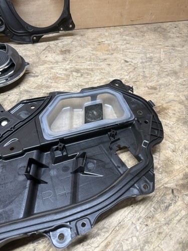 MAZDA MX5 MK3 INTERNAL DOOR PANEL + BOSE SPEAKERS - NC 2005 to 2009 - Picture 11 of 20
