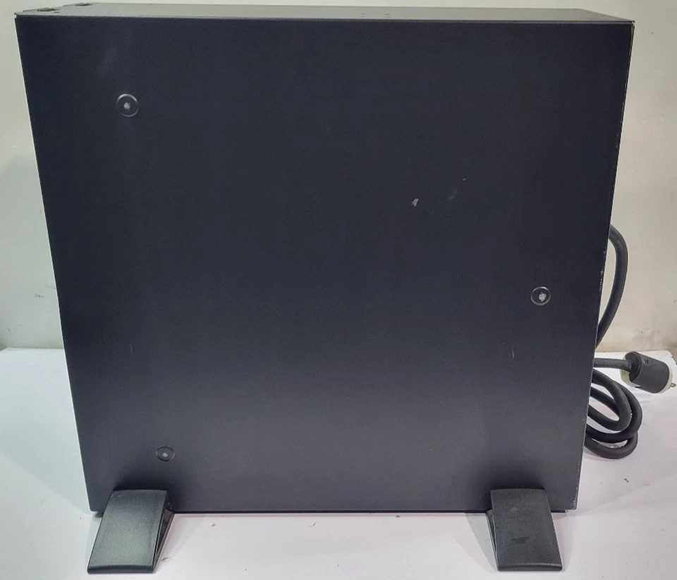 APC SMX2000LV X 2000VA LCD Tower Smart UPS No Battery Pack No Bezel - Image 4 of 4