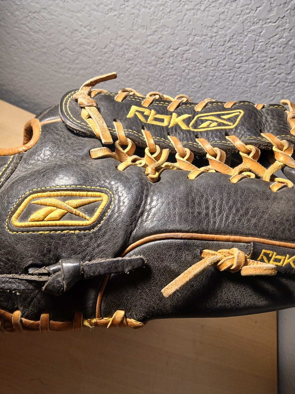 Reebok Baseball Glove VR6000 Pennant Series VRPNT1300 13” LHT thumbnail 4