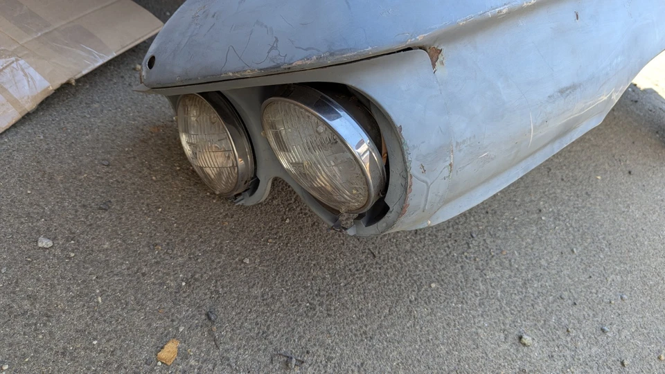 Cadillac LT 1960 guardabarros delantero con extensión de faro Deville Eldorado Fleetwood Foto 2 de 4