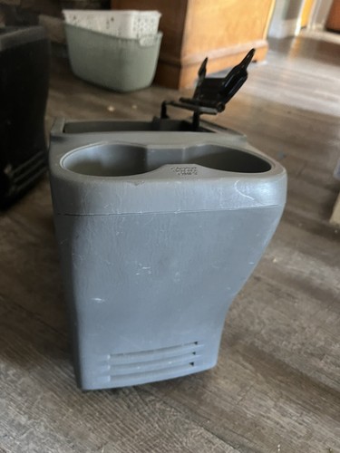 2005-2011 TOYOTA TACOMA GRAY CENTER CONSOLE STORAGE COMPARTMENT NO ARM REST OEM - Picture 5 of 7