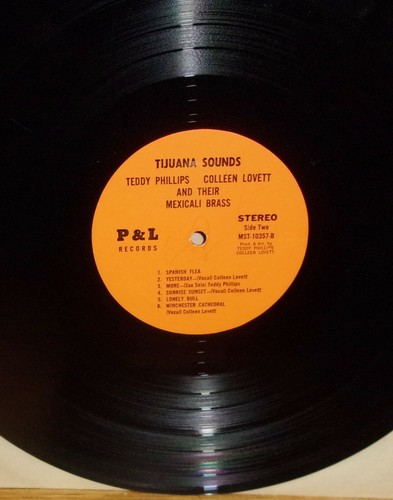 TIJUANA SOUNDS-Teddy Phillips, Colleen Lovett, Mexicali Brass-AUTOGRAPHED lp NM- - Picture 6 of 6